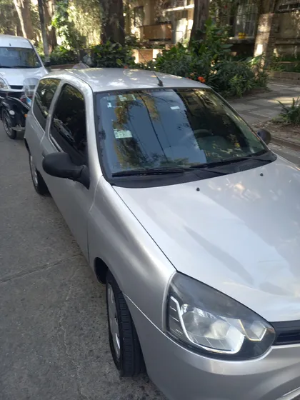 Renault Clio Mío 1.2 Mío Authentique Pack Look Abs Abcp