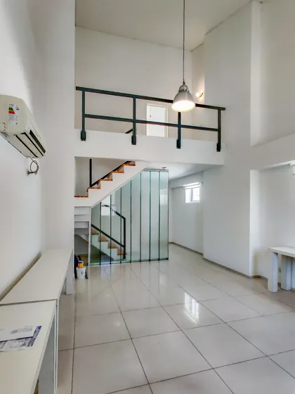 Oficina De 80m2 + Cochera En Venta En Puerto Norte