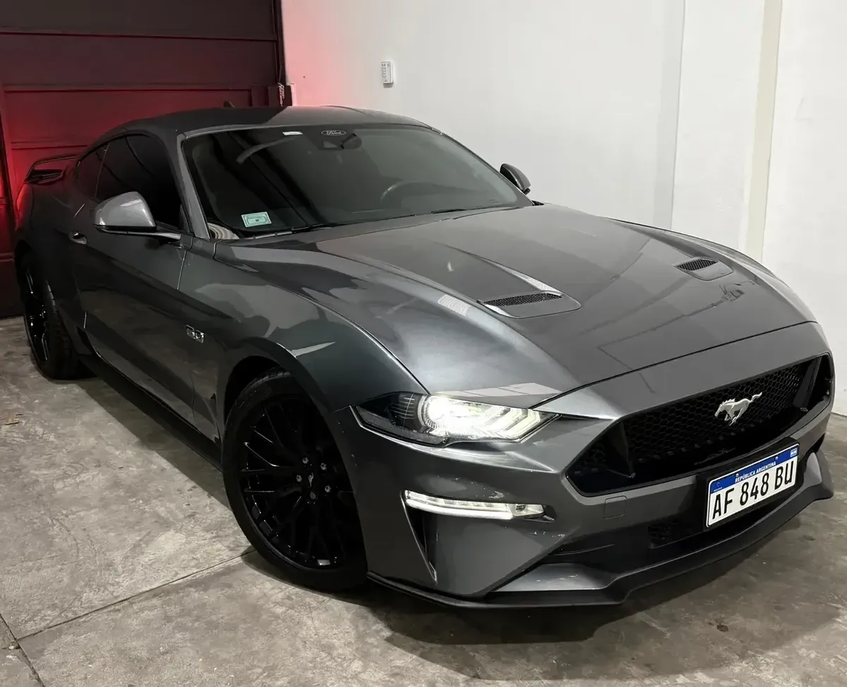 Ford Mustang 5.0 Gt 466Cv