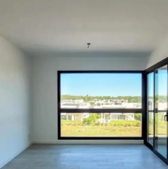 Casa En Venta - 2 Dormitorios 2 Baños - Cochera - 81mts2 - Canning