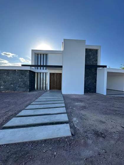 Venta Casa En La Deseada Con Vistas! A Estrenar!