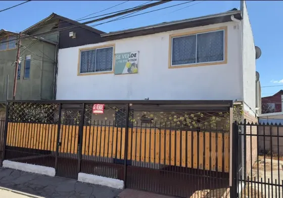 Oportunidad Única En Maipú: Casa Con Inmejorable Ubicació