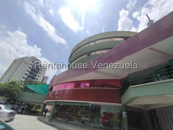 Juan Carlos González. Renta House Carabobo Alquila Local Comercial Cc Paseo Garibaldi Urb. Valles De Camoruco Valencia Mls #25-21394 Rah/jcg.