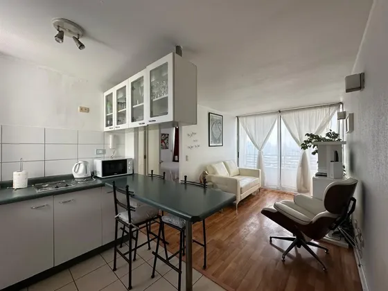Departamento En Arriendo De 2 Dorm. En Santiago
