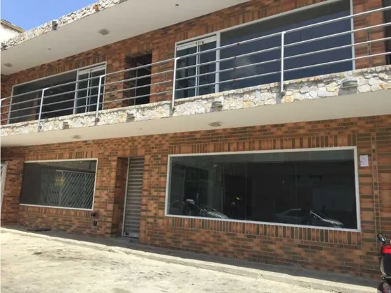 En Venta Local 70m2 Catia La Mar 8732