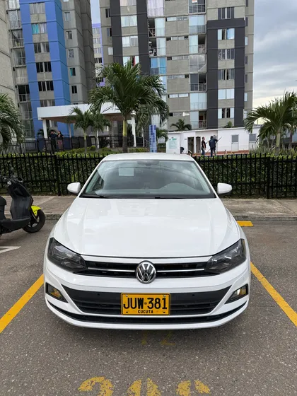 Volkswagen Polo 1.6 Comfortline At