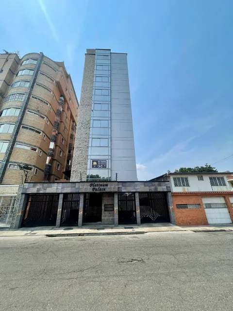 Inmocity Inmobiliaria Ofrece Estupendo Apartamento En Urb. El Bosque Res Platinum Palace Maracay