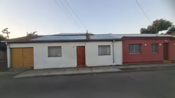Amplia Y Cómoda Casa 180/250m2, Sector Ultra Estación