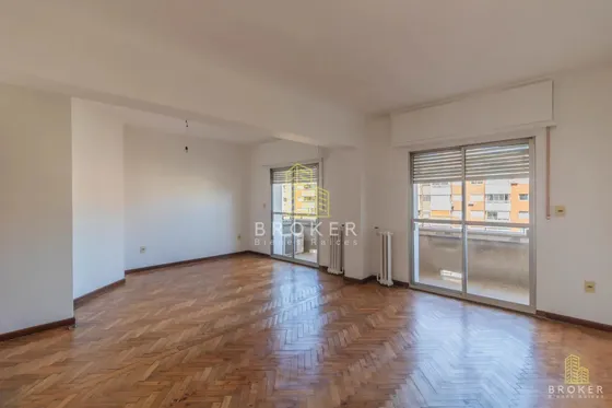 Oportunidad! Venta Apartamento 4 O 5 Dormitorios Centro Libertador Ideal Estudiantes! Medicina Quimica Derecho