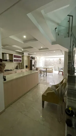 Se Vende Townhouse En El Manantial Res. Madagaskar (sr)