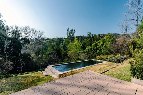Casa En Venta De 6 Dorm. En Lo Barnechea