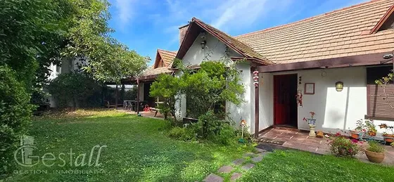 Casa En Venta En Las Condes