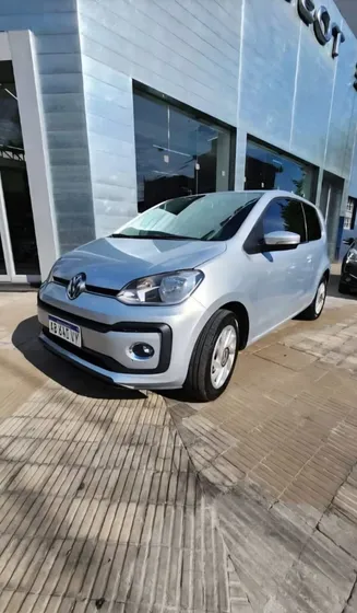 Volkswagen Up! 1.0 High Up! 75cv