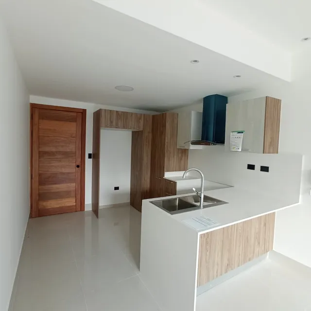 Alquilo Apartamento De 1 Cuarto Con Linea Blanca En Serralles.