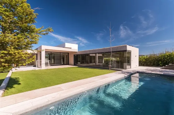 Casa En Arriendo En Lo Barnechea