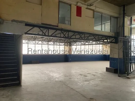 Alquiler De Local Comercial En Boleita Sur #25-21891