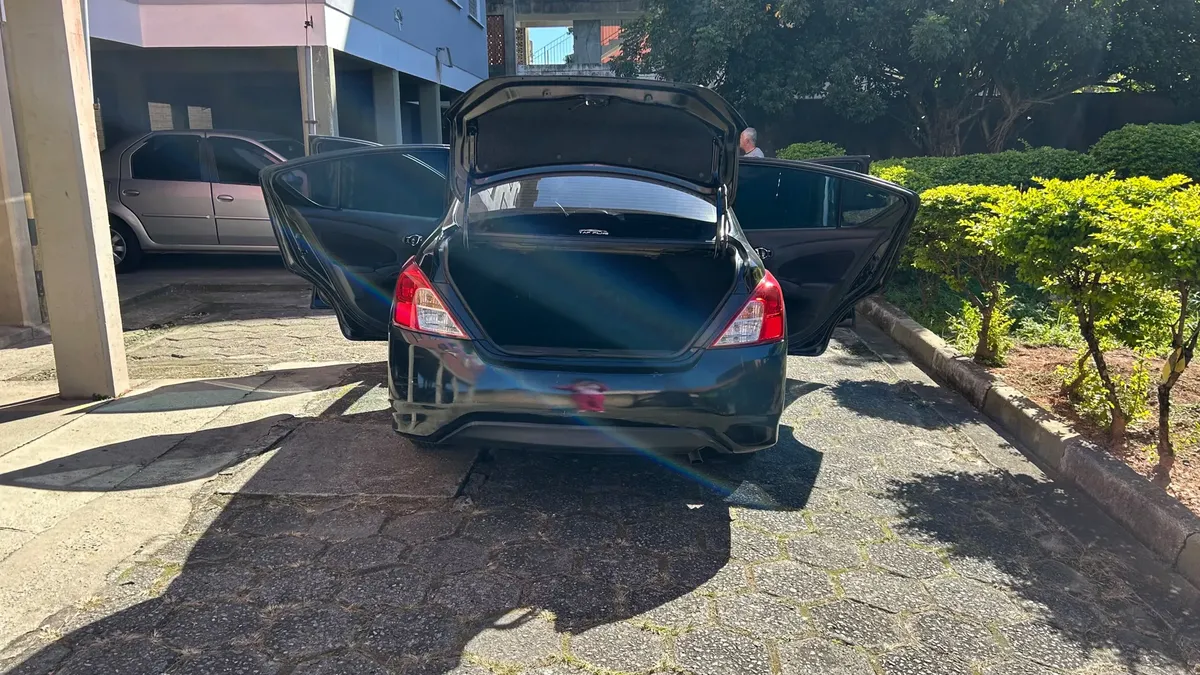 Nissan Versa 2018 1.6 16v Sv 4p — foto 7
