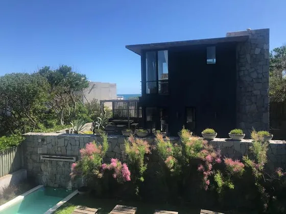 Manantiales Punta Piedras Alquiler Casa Morena