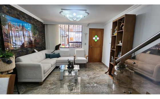 Venta Casa Belen 3 Niveles