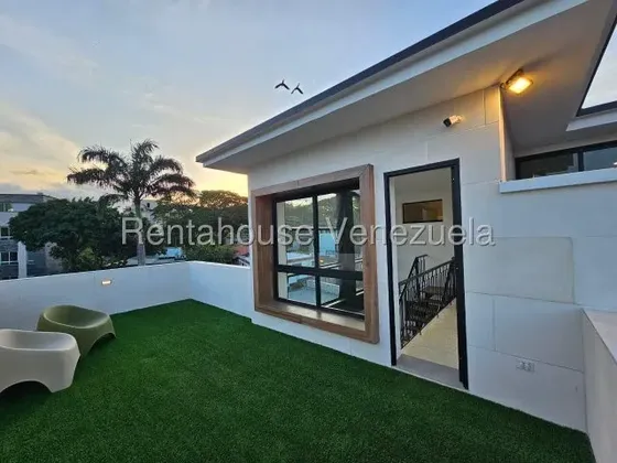 Leandro Manzano Casa En Venta,altamira Mls #27-2596