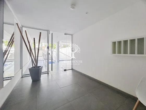 Venta Apartamento De 1 Dormitorio Con Garaje En Malvin  (ref: Tbr-4219)