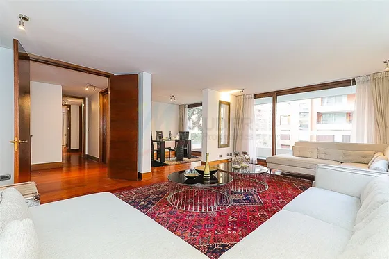 Departamento En Arriendo De 3 Dorm. En Las Condes