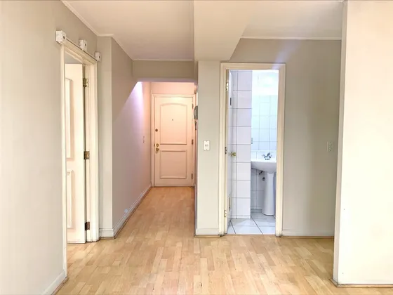 Arriendo Comoda Oficina 2p 2b Principal 1e Metro Tobalaba