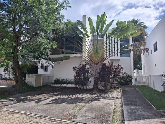Casa De Lujo En Residencial Playa Magna Playa Del Carmen (fvc-2553)