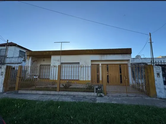 Casa En Jose Clemente Paz
