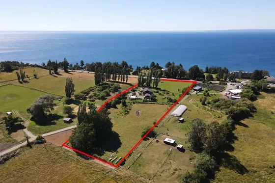 Espectacular Casa Con Terreno De 2 Hectáreas Y Derecho Agua