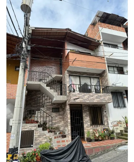 Venta De Apartamento Dúplex En Medellín Sector San Javier
