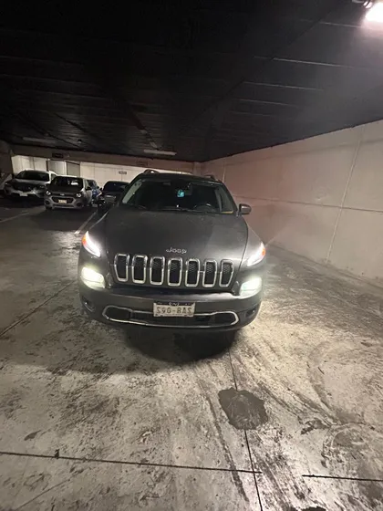 Jeep Cherokee Limited Premium Cherokee 2.4 Limited Premium