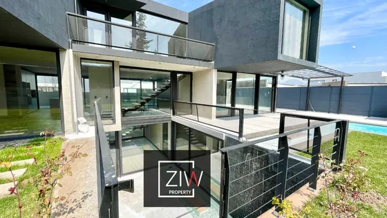 En Condominio Y No Perimetral 6d 8b 4est - Ziw Property
