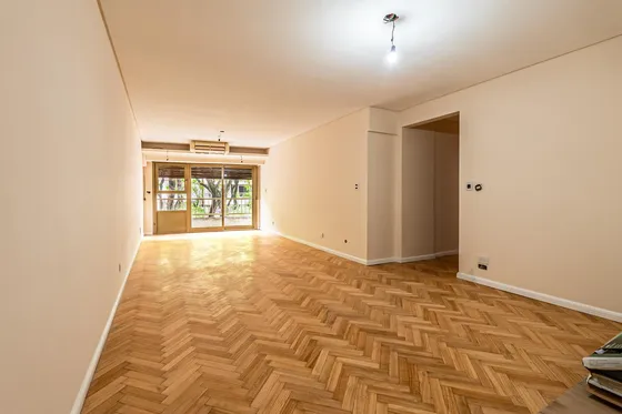 Excelente Semipiso - Venta - 4 Amb - 2 Balcones - Suite - Cochera -la Imprenta