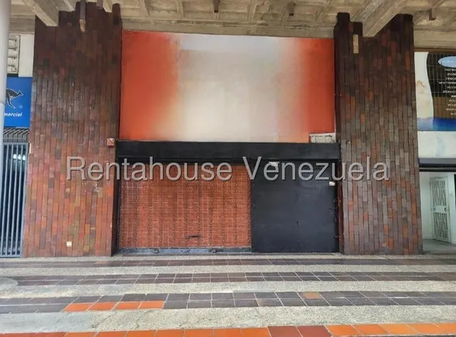 Jg Cod Flex 25-11350 Se Alquila Estupendo Local A Pie De Calle En Los Dos Caminos Negociable