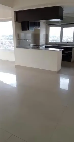 Departamento En Venta - 2 Dormitorios 1 Baño - Cochera - 73mts2 - Avellaneda