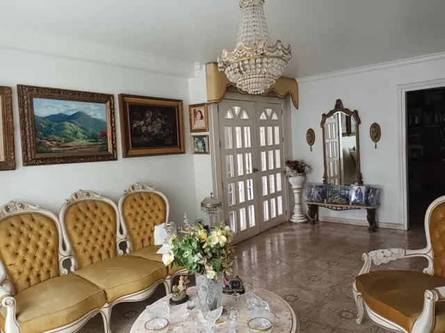 Quinta En Venta En El Marqués - Calle Yaracuy - Dl 