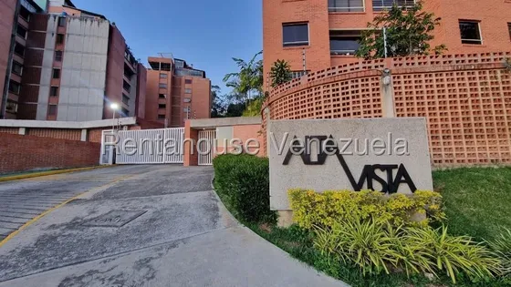 Apartamento En Venta Los Parques 28/05 Dr 