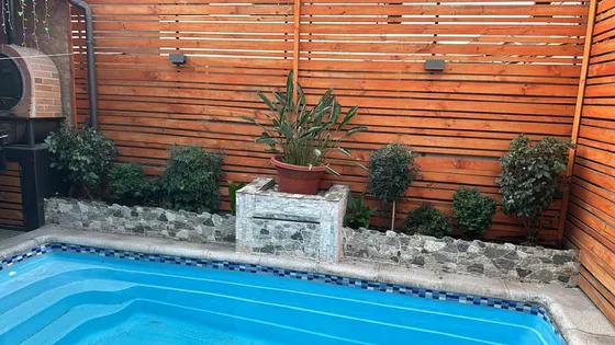 Maravillosa Casa De 4 Dormitorios, 3 Baños, 2 Est Y Piscina.