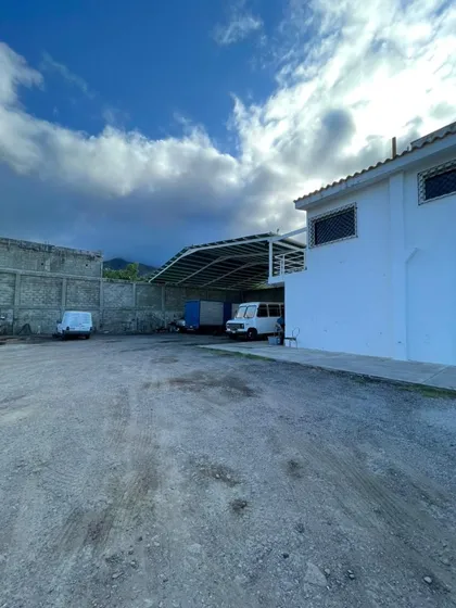 Galpon En Venta La Guaira Los Corales Lp 