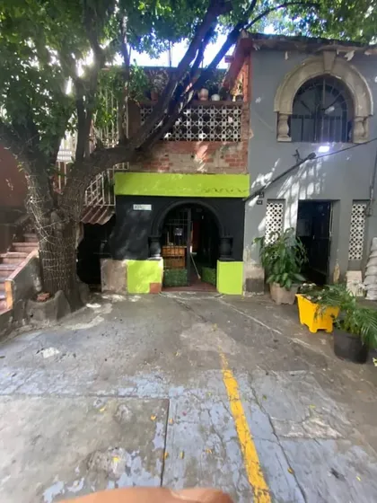 Local En Alquiler Planta Alta En La Urb. La Campiña Caracas.