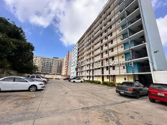 Apartamento En Venta En Barquisimeto Zona Del Oeste Codigo 2 7 1 4 9 2 Mildred Bello Apartamento En Venta Remodelado En Zona Oeste D E La Ciudad De Barquisimeto, Excelente Ubicación Cercano A Las Prin
