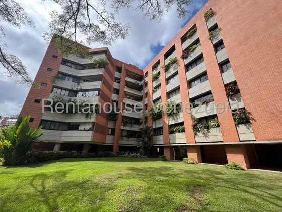 Apartamento En Alquiler Campo Alegre Mls #25-15737