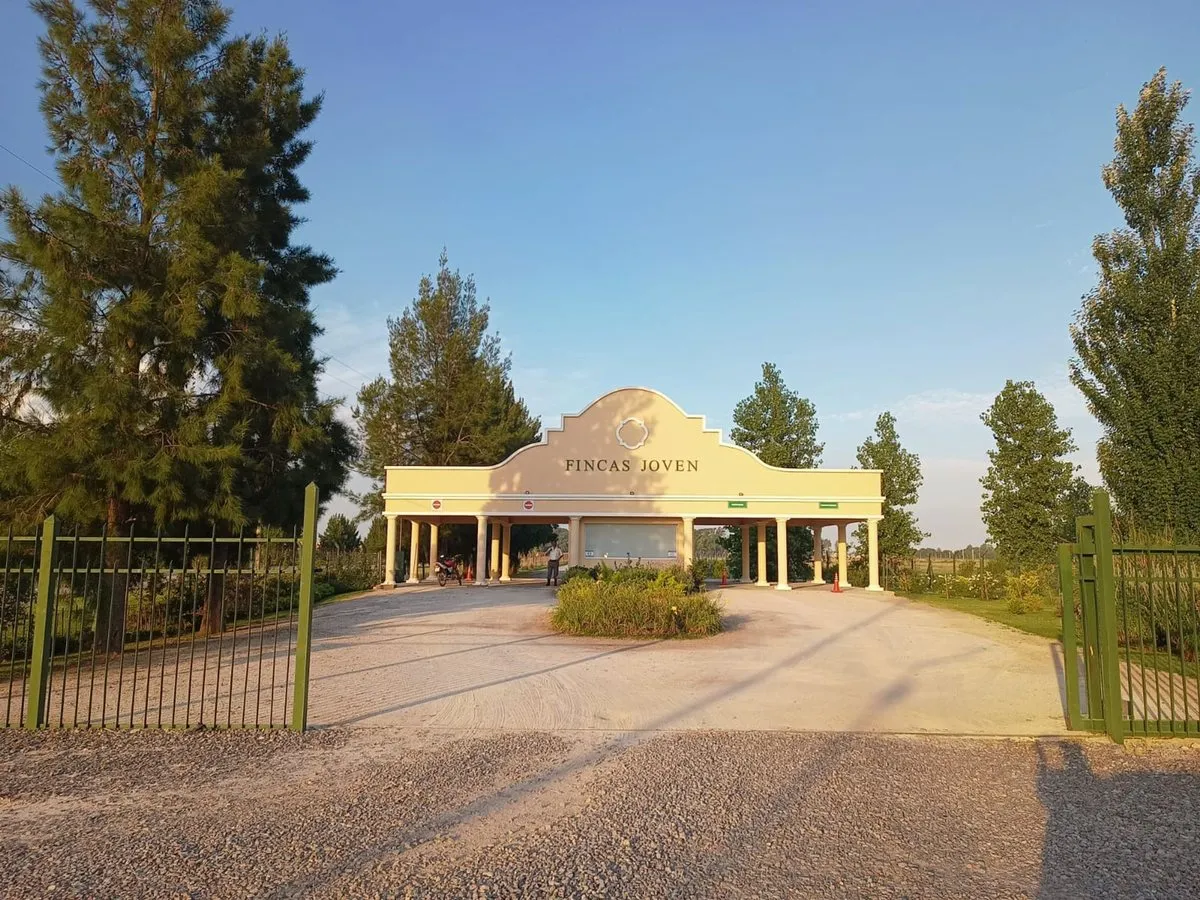 Lot for Sale in a Private Neighborhood in San Vicente
