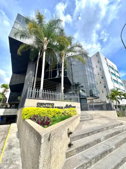 Alquiler / Oficina / Los Ruices / 367 Mts / 17 Puestos De Trabajo /