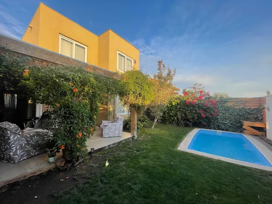 Tu Hogar Con Vistas Inigualables (174054)