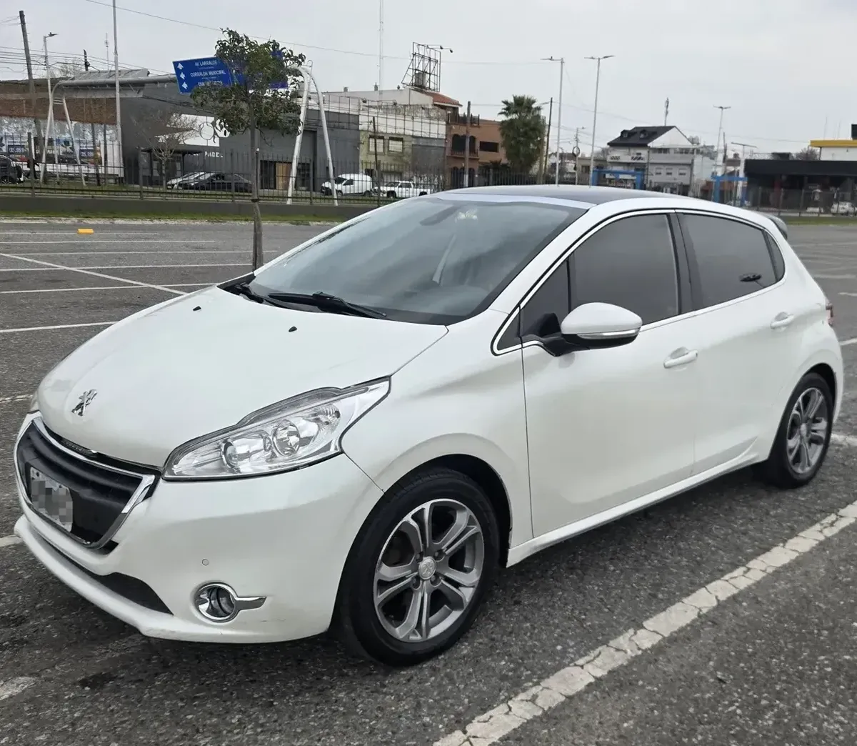 Peugeot 208 1.6 Feline Pack Cuir