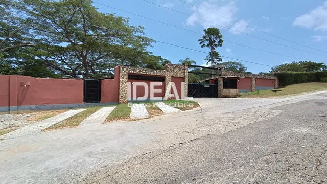 Ideal Vende Hermosa Casa En Ranchos Buena Vista A Solo Pocos Kms De La Entrada Al Parque Nacional Morrocoy