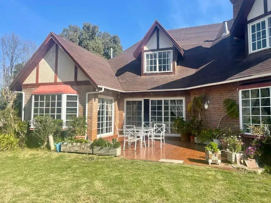 Venta Parcela Con Gran Casa Estilo Ingles En Limache Viejo