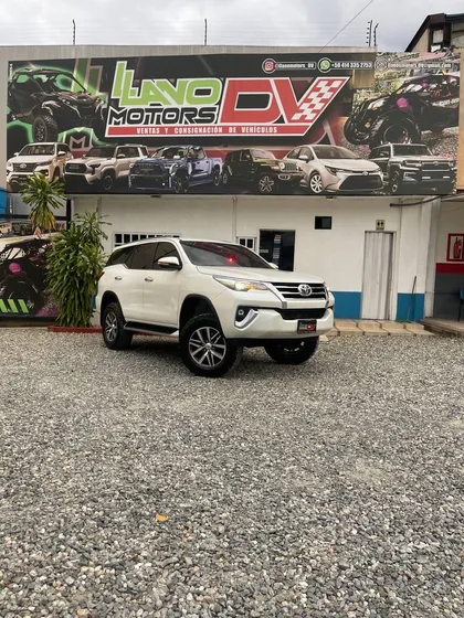 Toyota Fortuner Platiniun Full Equipo